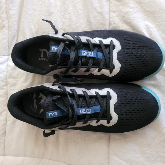 TYR MENS Black and Gray Athletic Shoes - Picture 3 of 8